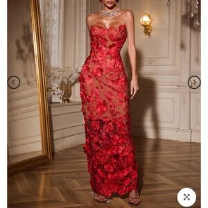 Elegant Strapless Red Floral Dress